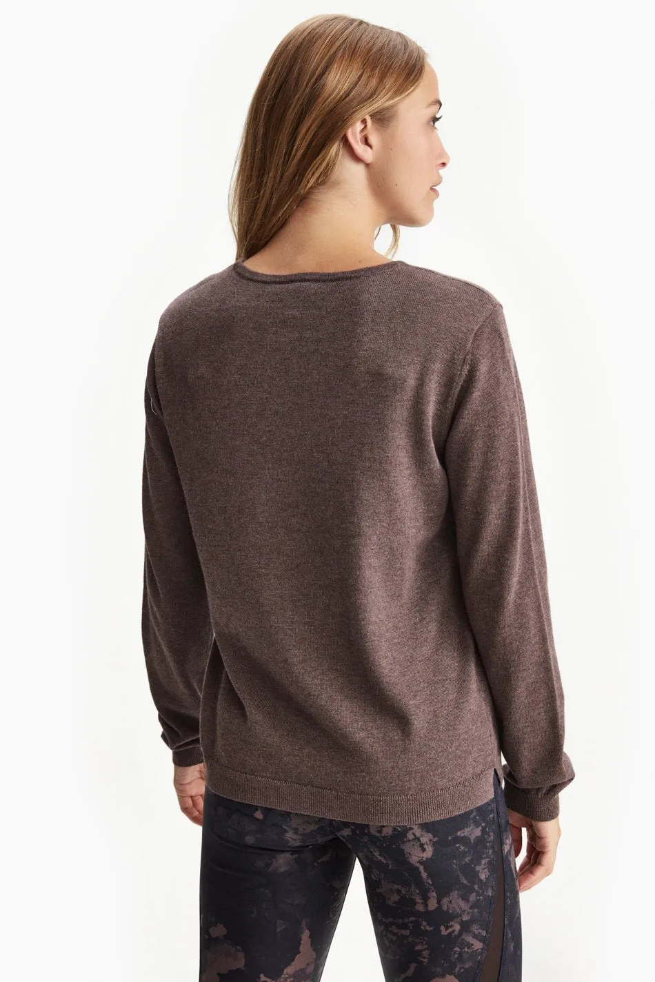 COZY CREW NECK TOP